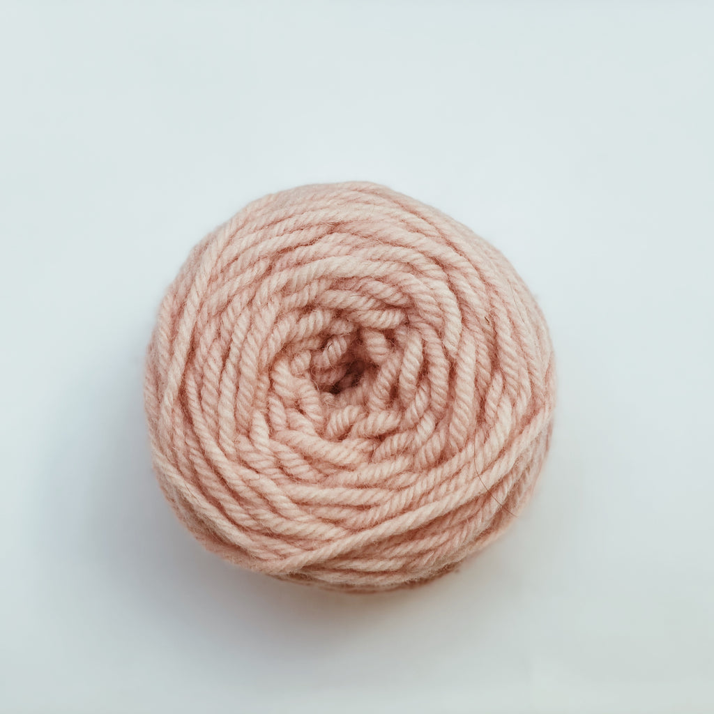 Light Pink  Rug Wool Yarn